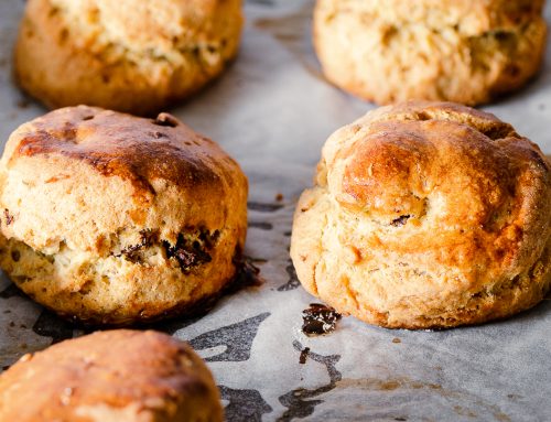 Scones salati ai pomodorini secchi e maggiorana