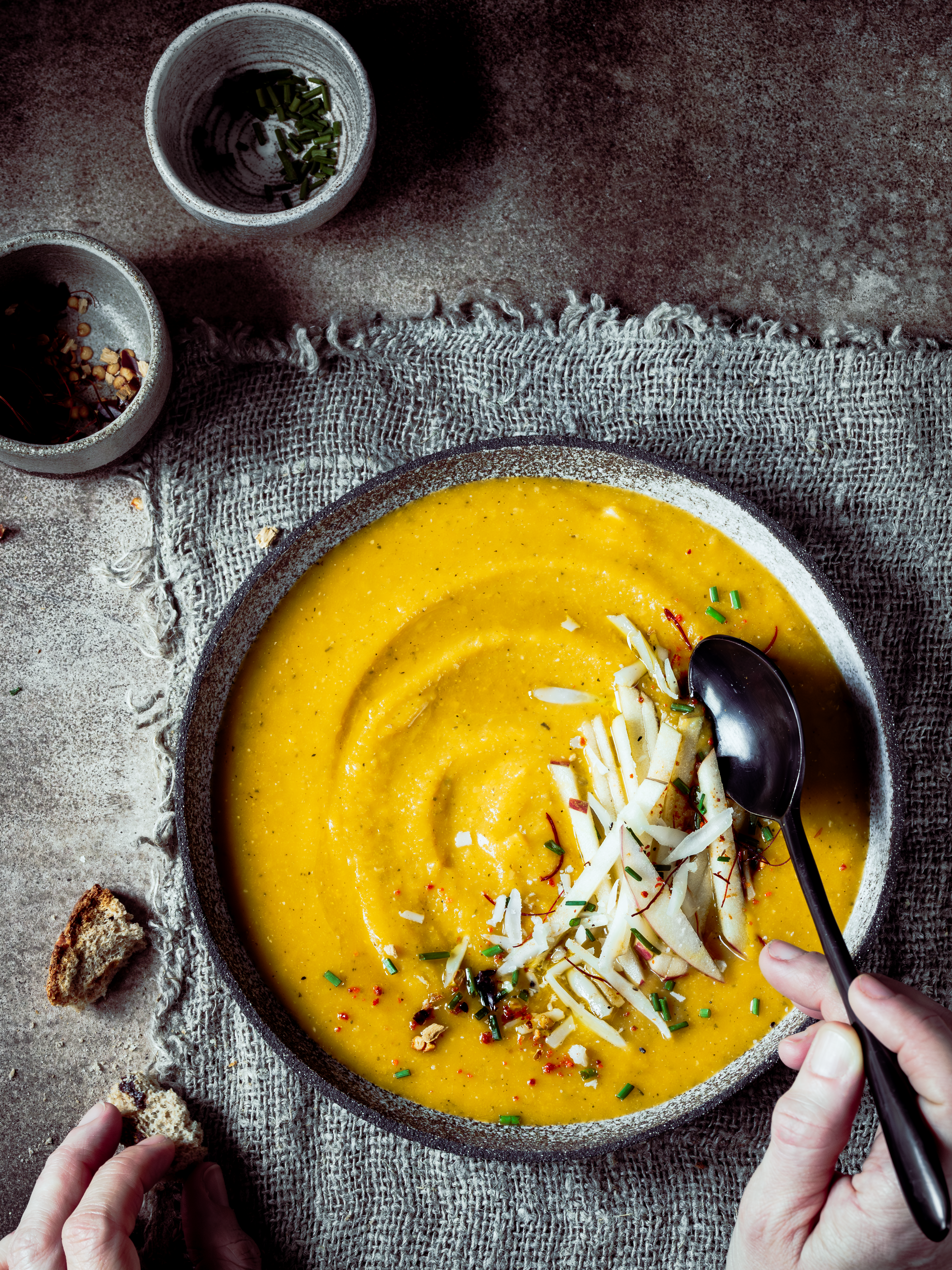 Ricetta vellutata di zucca, mela e formaggio di capra